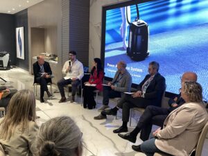 robots autonoms de neteja per a hospitals, centres sanitaris i hotels